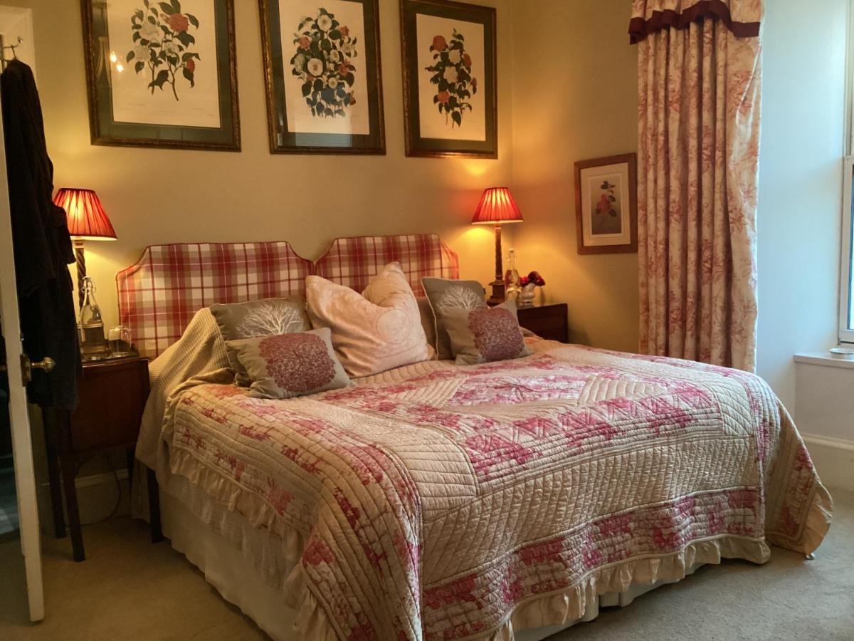Loch Gorm House Bed and breakfast *