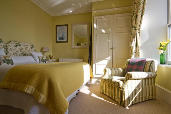 Loch Gorm House Bed & Breakfast