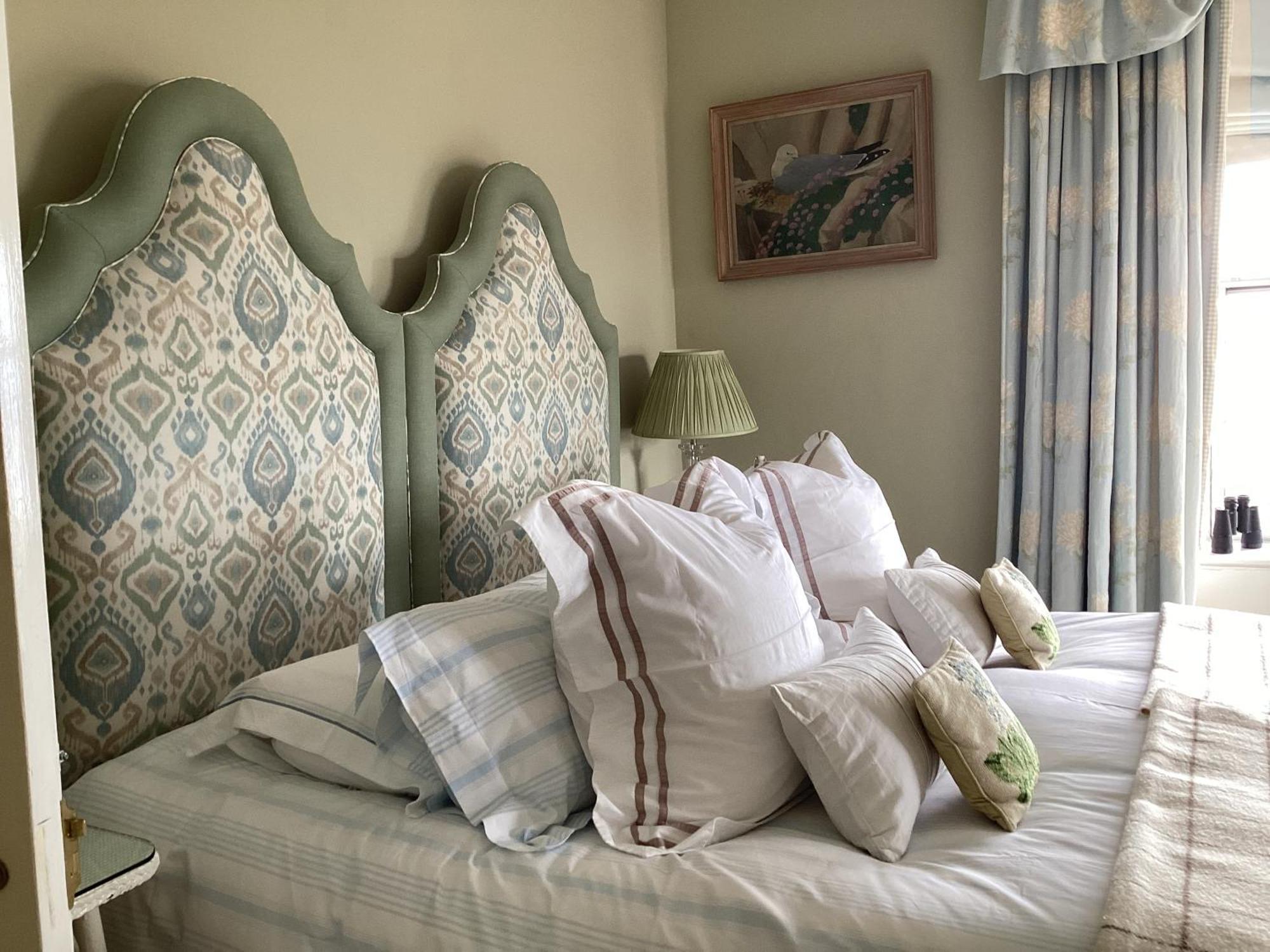 Loch Gorm House Bed and breakfast