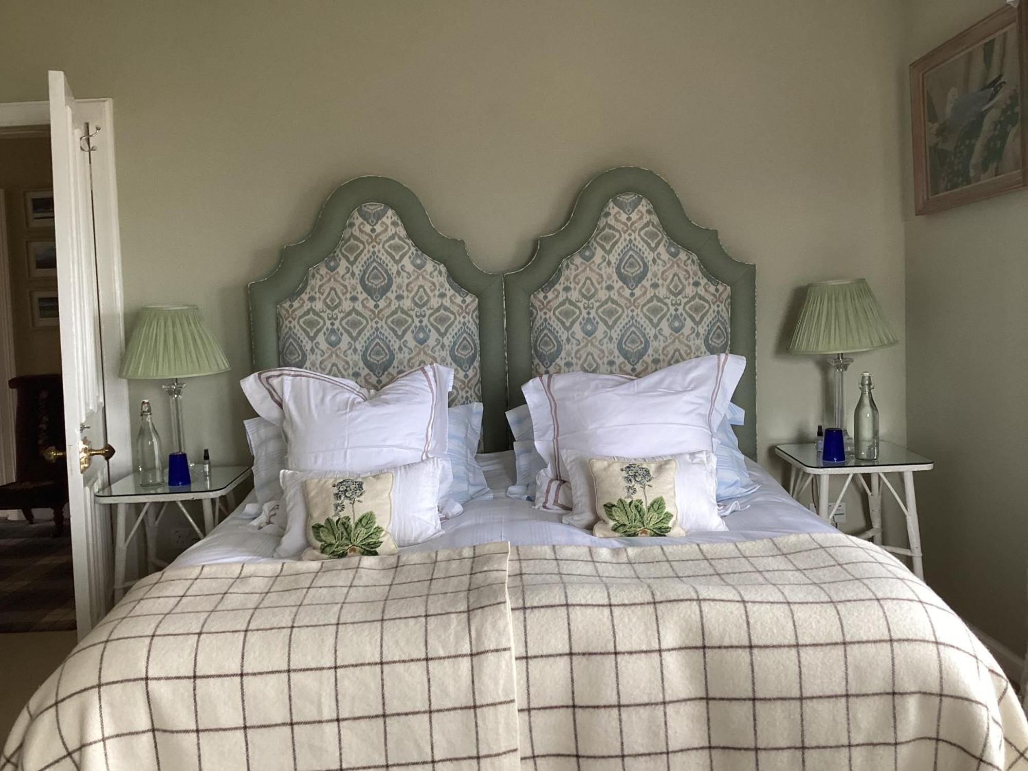 Loch Gorm House * Bruichladdich